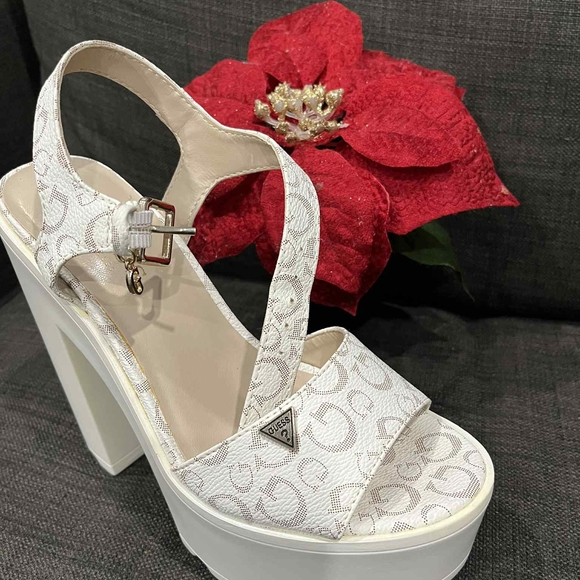 Guess White Patterned Platform Heels - Picture 2 of 9